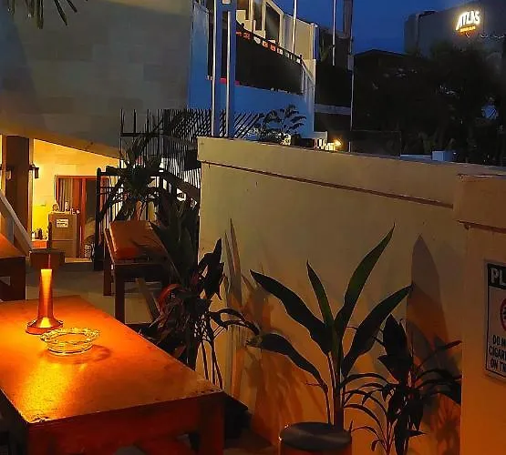 Hotel Hustay - *